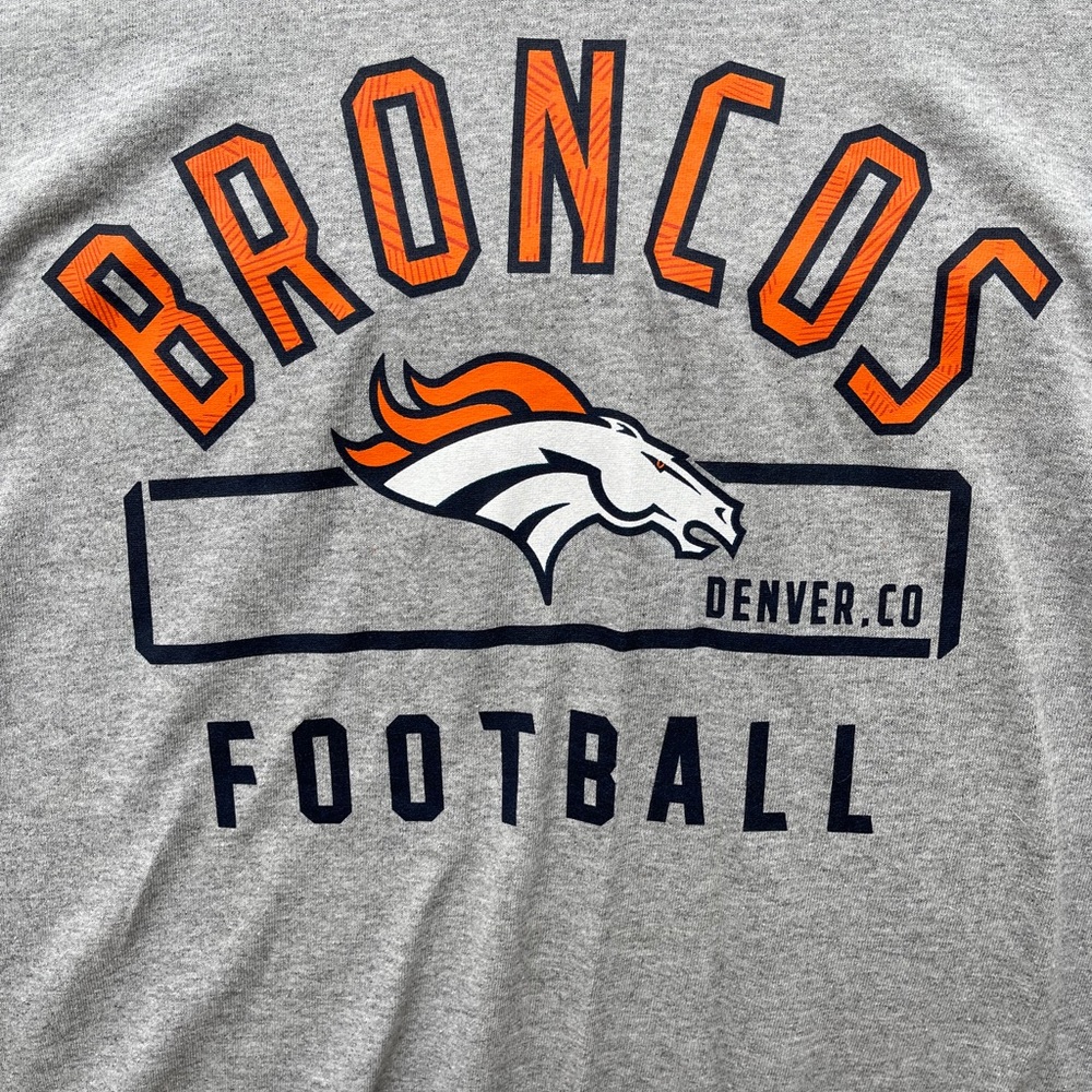 Mens broncos T-shirt